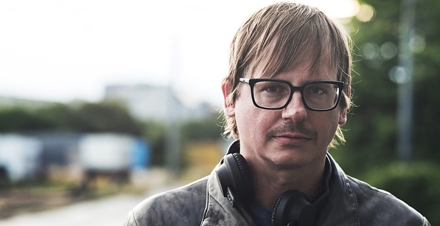 Matthias Sch&ouml;nauer ist Leiter der Multimediaproduktion, Sendungsgestalter, Moderator und DJ