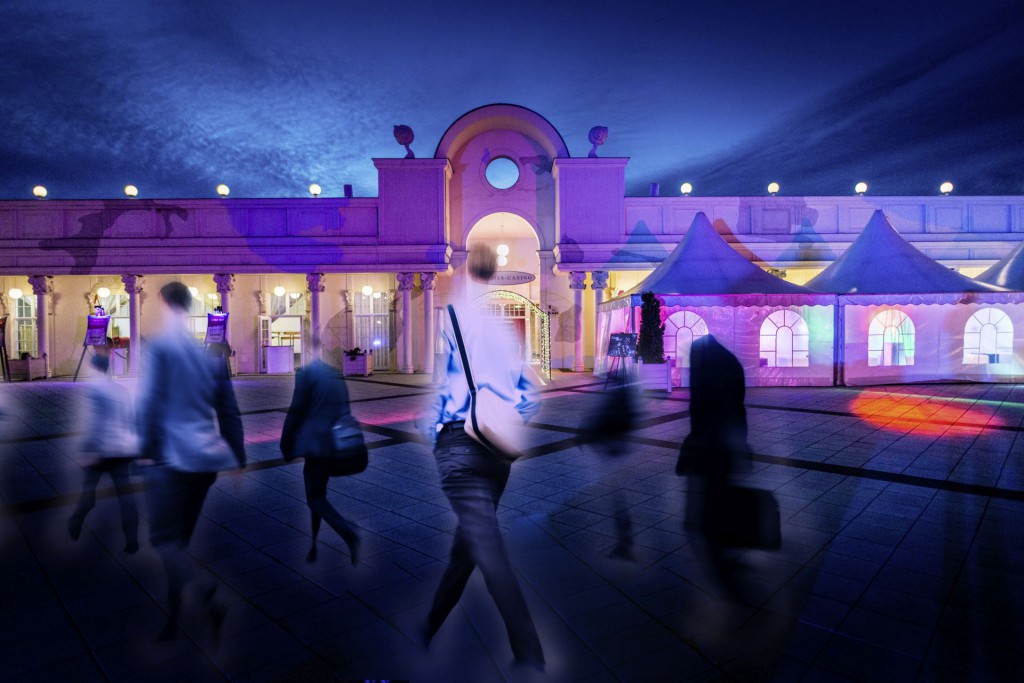 BELANTIS Schlossplatz mit Blick zum Schloss Casino [Quelle: EVENT PARK GmbH]