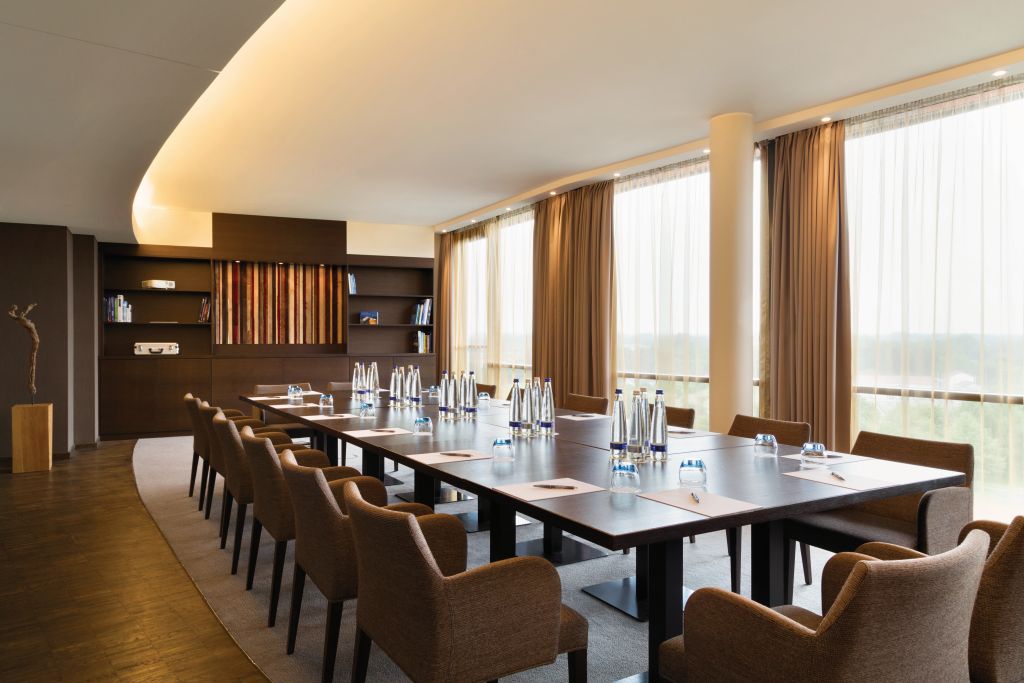 Tagen im INFINITY MUNICH - Der Meetingraum Zugspitze [Quelle: INFINITY MUNICH]