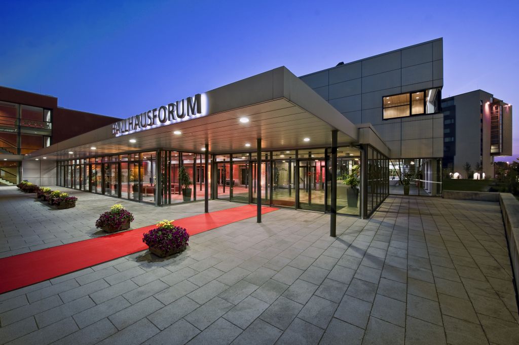 Eingang zum BALLHAUSFORUM [Quelle: INFINITY MUNICH]
