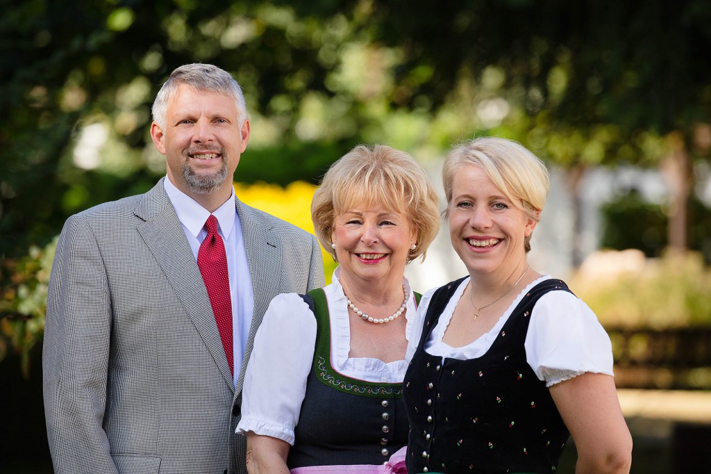 Die Gastgeber-Familie Bartels f&uuml;hren das Haus in 5. Generation [Quelle: Ingo Wandmacher]
